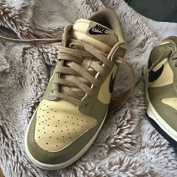 Wmns Dunk Low 'Dark Driftwood' size 8 Women - Picture 12 of 12